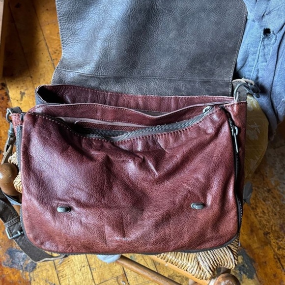 Leather Bag - Picture 1 of 2